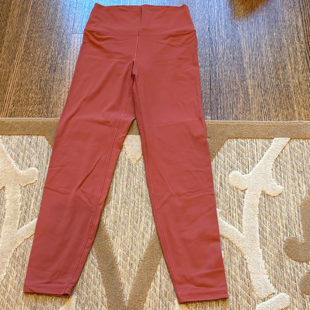 Old Navy Women’s Studio Smooth Burgundy Leggings